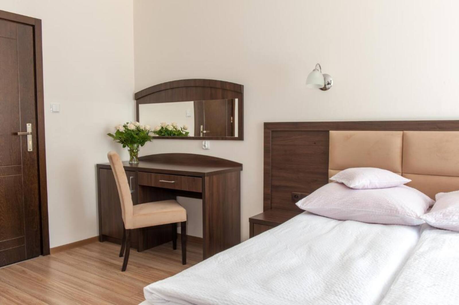 Pokój trzyosobowy - 28 m²